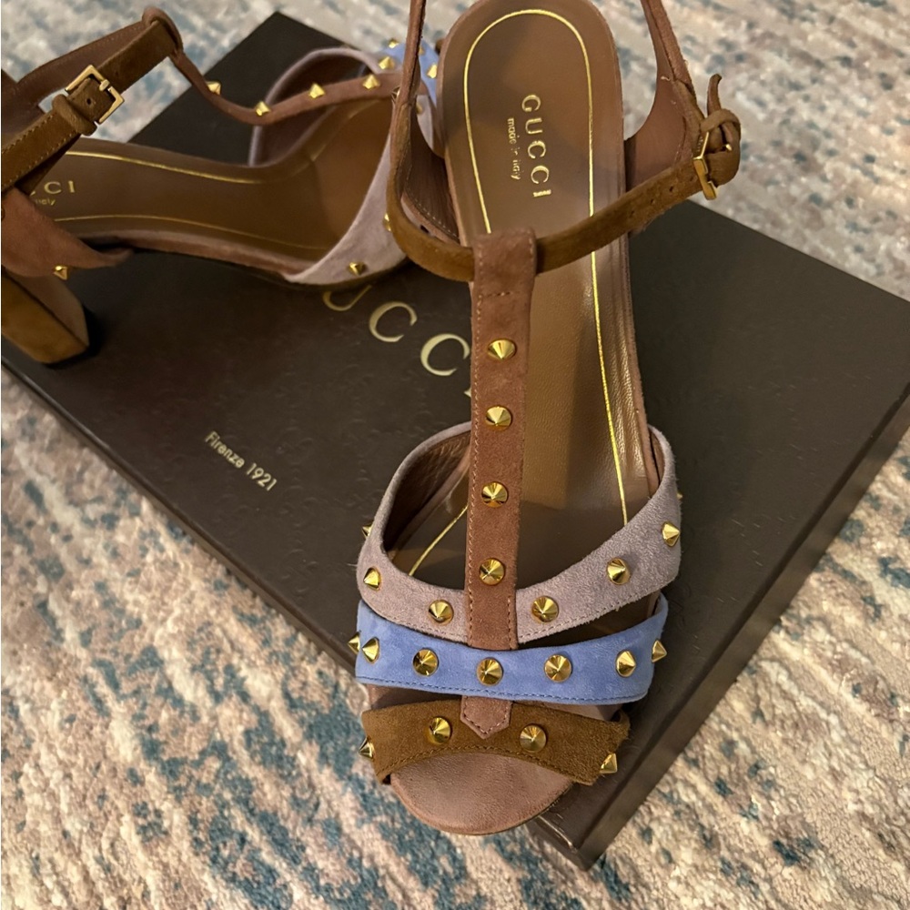 Gucci Women's Sandals with Gold Studs - Brown and Blue